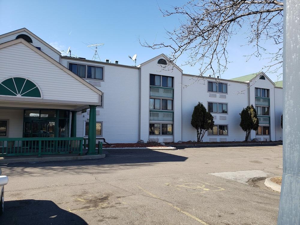 Travelodge By Wyndham Brooklyn Center Exterior foto