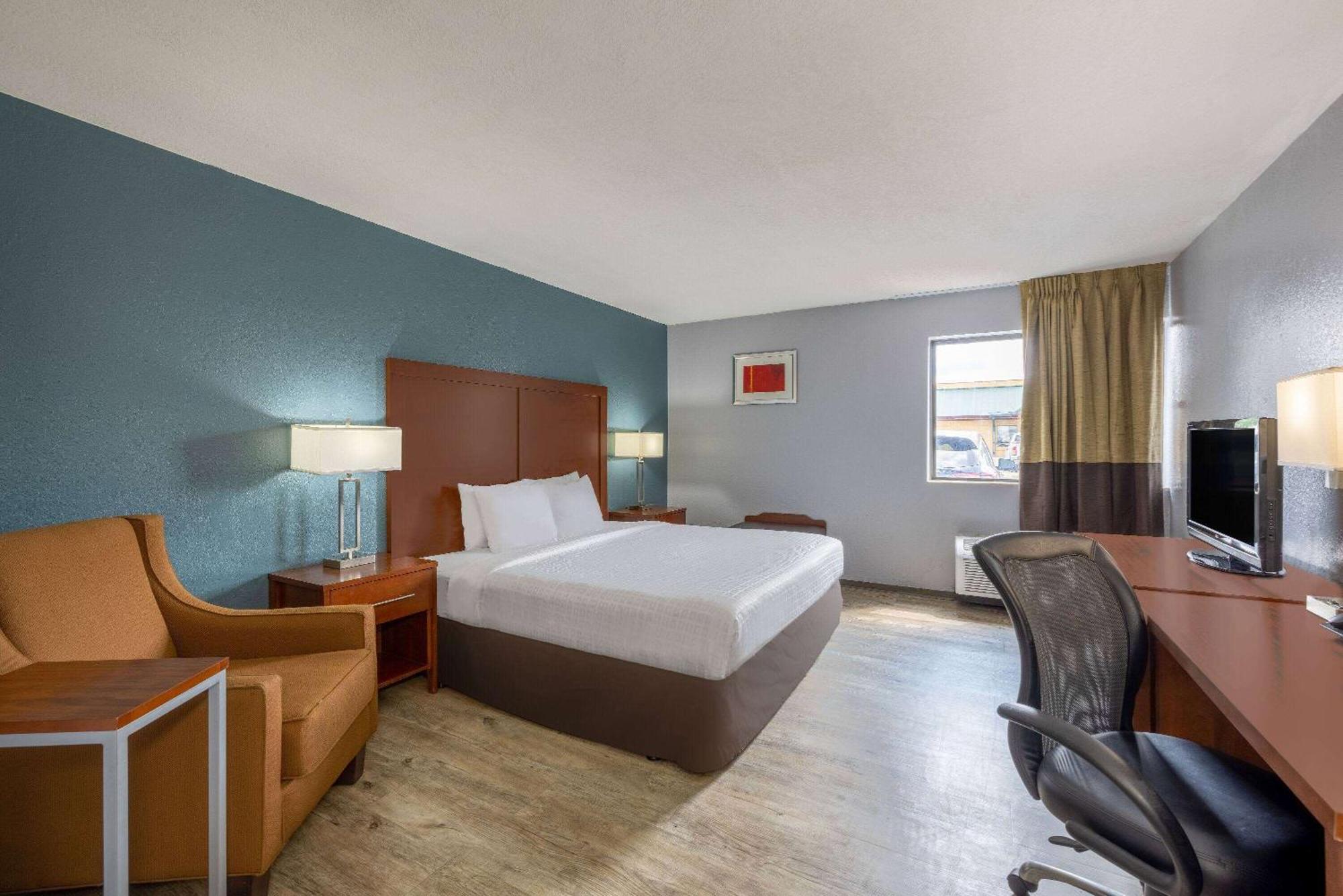 Travelodge By Wyndham Brooklyn Center Exterior foto